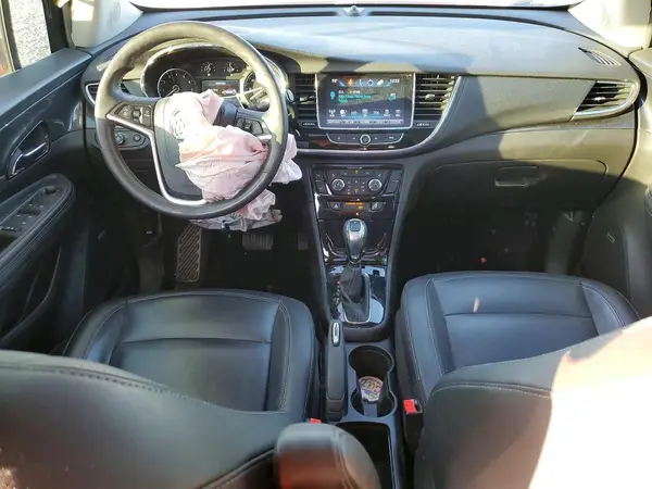 KL4CJDSB0JB605670 2018 BUICK ENCORE - Image 8