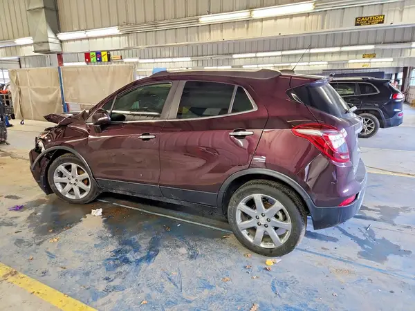 KL4CJDSB0JB631993 2018 BUICK ENCORE - Image 2