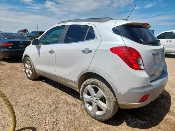 KL4CJDSB1GB722876 2016 BUICK ENCORE - Image 2
