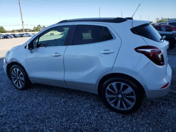 KL4CJDSB2JB553779 2018 BUICK ENCORE - Image 2