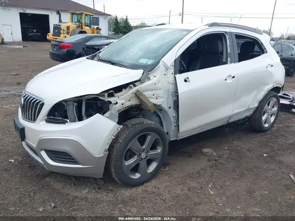 KL4CJESB0GB652065 2016 BUICK ENCORE - Image 2