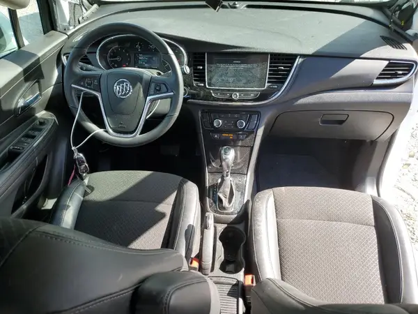 KL4CJESB0JB611927 2018 BUICK ENCORE - Image 8