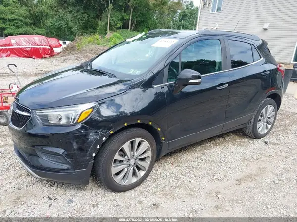 KL4CJESB1JB576637 2018 BUICK ENCORE - Image 2