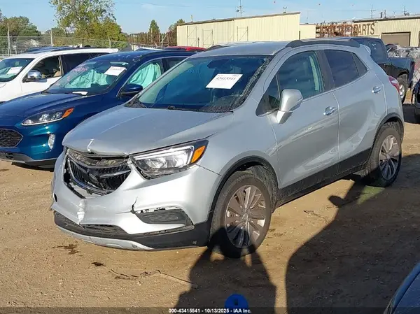 KL4CJESB1JB583880 2018 BUICK ENCORE - Image 2