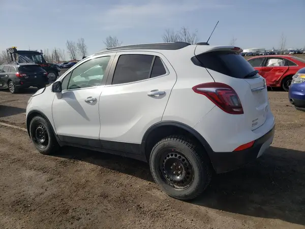 KL4CJESB1JB677662 2018 BUICK ENCORE - Image 2