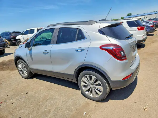 KL4CJESB2JB587615 2018 BUICK ENCORE - Image 2