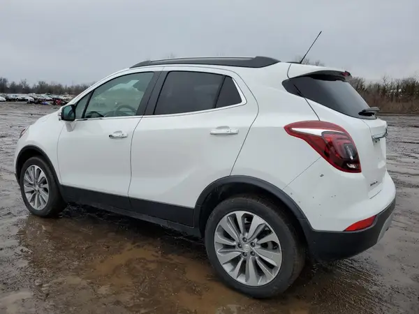 KL4CJESB2JB588585 2018 BUICK ENCORE - Image 2