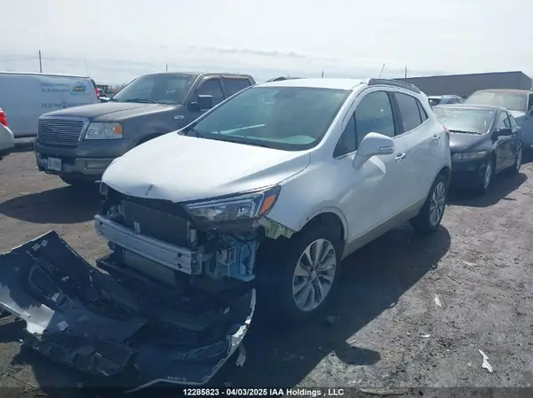 KL4CJESB2JB652981 2018 BUICK ENCORE - Image 2