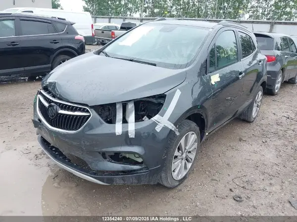 KL4CJESB2JB722592 2018 BUICK ENCORE - Image 2