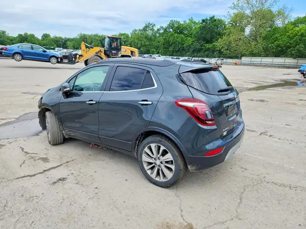 KL4CJESB3JB693233 2018 BUICK ENCORE - Image 2