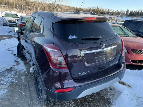 KL4CJESB3JB704523 2018 BUICK ENCORE - Image 2