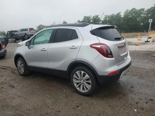 KL4CJESB4JB562604 2018 BUICK ENCORE - Image 2