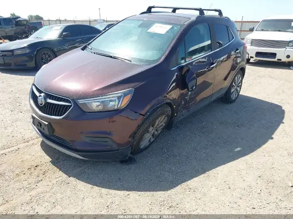 KL4CJESB4JB583730 2018 BUICK ENCORE - Image 2
