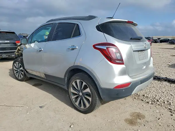KL4CJESB4MB351195 2021 BUICK ENCORE - Image 2