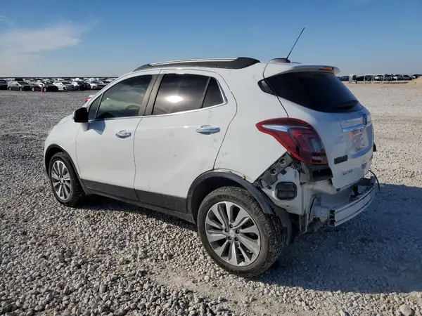 KL4CJESB5JB675221 2018 BUICK ENCORE - Image 2