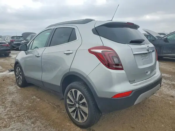 KL4CJESB5MB304483 2021 BUICK ENCORE - Image 2