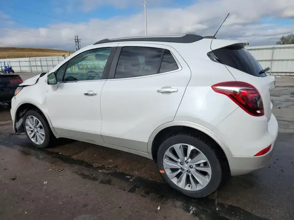 KL4CJESB6JB584698 2018 BUICK ENCORE - Image 2