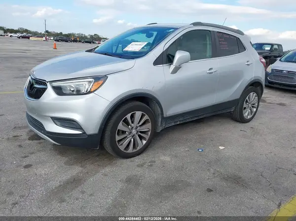 KL4CJESB6LB319928 2020 BUICK ENCORE - Image 2