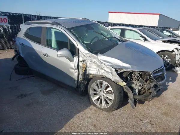 KL4CJESB7JB545893 2018 BUICK ENCORE - Image 1