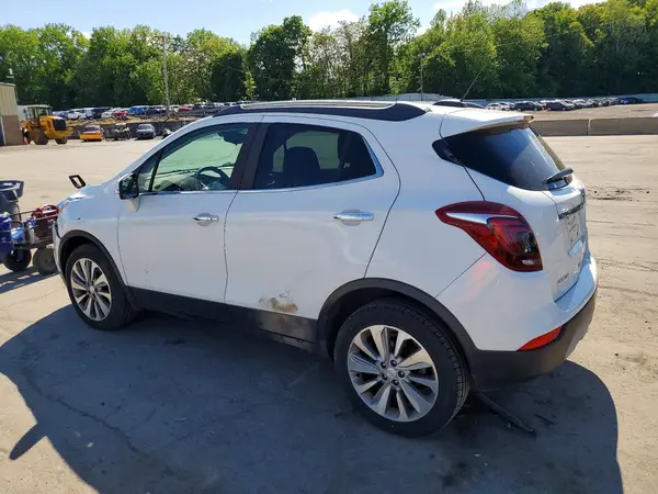 KL4CJESB7JB588307 2018 BUICK ENCORE - Image 2