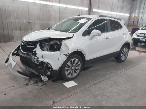 KL4CJESB7JB596133 2018 BUICK ENCORE - Image 2