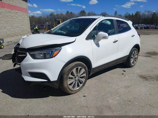 KL4CJESB7JB631950 2018 BUICK ENCORE - Image 2