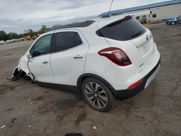 KL4CJESB8HB013921 2017 BUICK ENCORE - Image 2