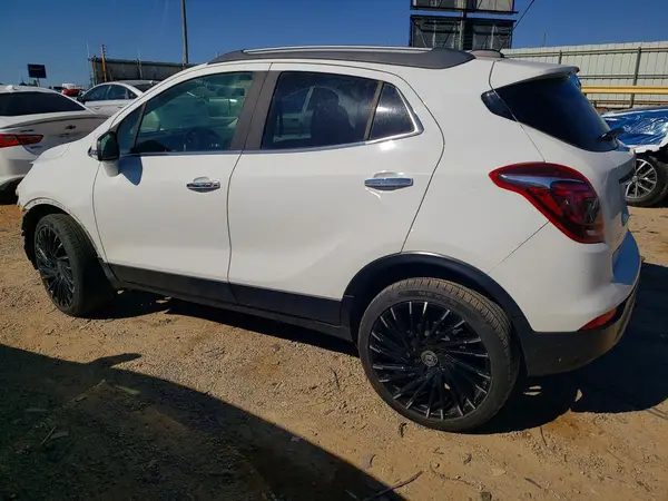 KL4CJESB8HB167805 2017 BUICK ENCORE - Image 2