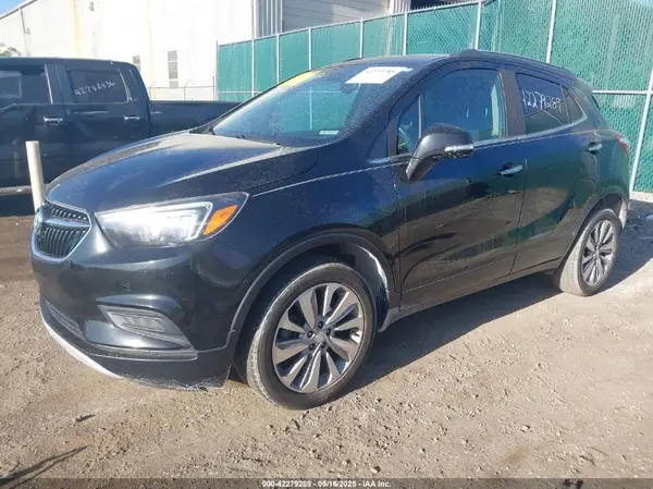 KL4CJESB8JB576196 2018 BUICK ENCORE - Image 2