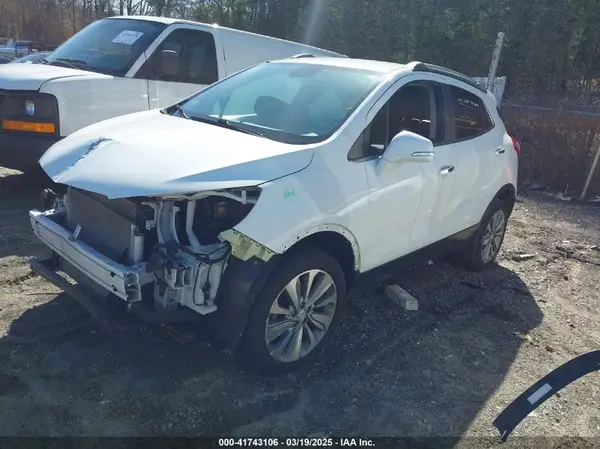 KL4CJESB8JB644867 2018 BUICK ENCORE - Image 2