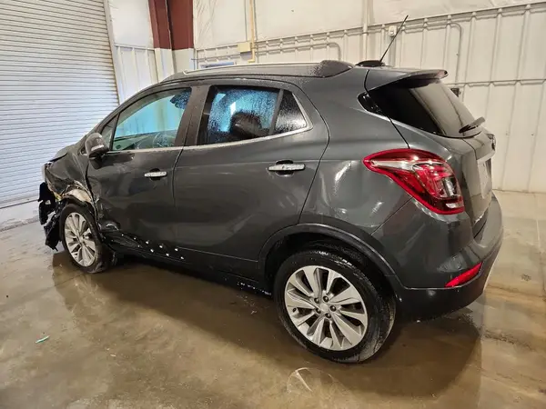 KL4CJESB8JB707613 2018 BUICK ENCORE - Image 2