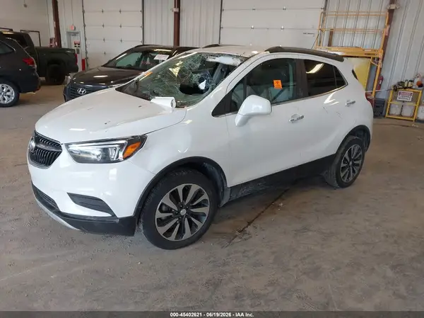 KL4CJESB8MB324405 2021 BUICK ENCORE - Image 2