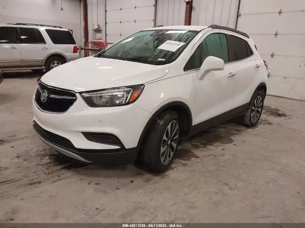 KL4CJESB8MB341740 2021 BUICK ENCORE - Image 2
