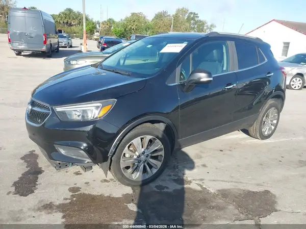 KL4CJESB9JB553820 2018 BUICK ENCORE - Image 2