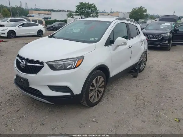 KL4CJESBXJB517814 2018 BUICK ENCORE - Image 2