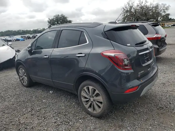 KL4CJESBXJB586258 2018 BUICK ENCORE - Image 2