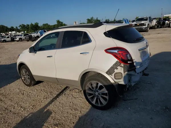 KL4CJESBXJB628315 2018 BUICK ENCORE - Image 2