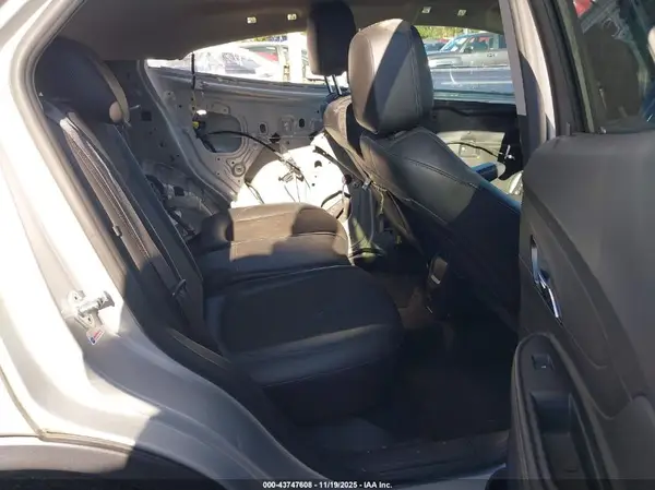 KL4CJESBXKB728500 2019 BUICK ENCORE - Image 8