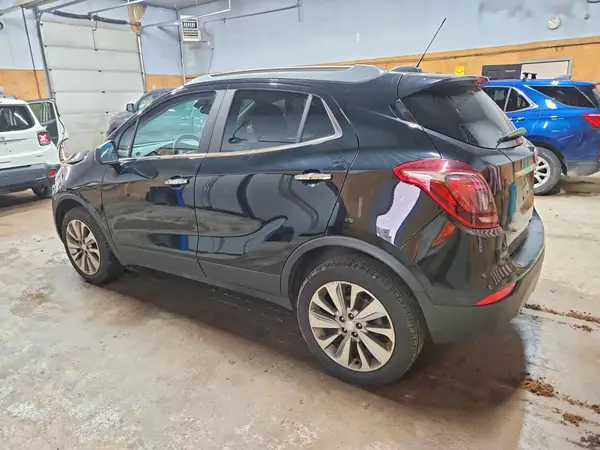 KL4CJESBXLB016506 2020 BUICK ENCORE - Image 2