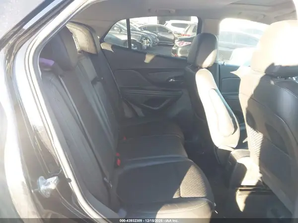 KL4CJESBXMB357521 2021 BUICK ENCORE - Image 8