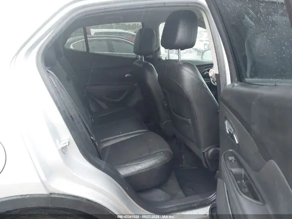 KL4CJESM0NB505887 2022 BUICK ENCORE - Image 8