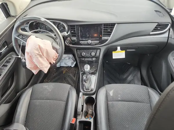 KL4CJESM1NB556704 2022 BUICK ENCORE - Image 8