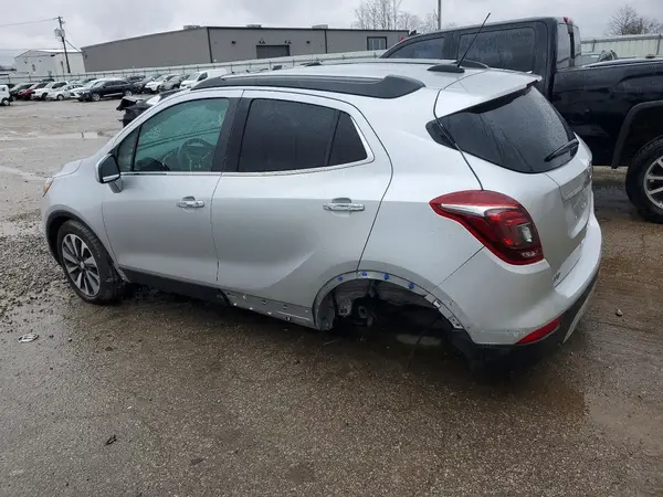 KL4CJESM1NB559943 2022 BUICK ENCORE - Image 2