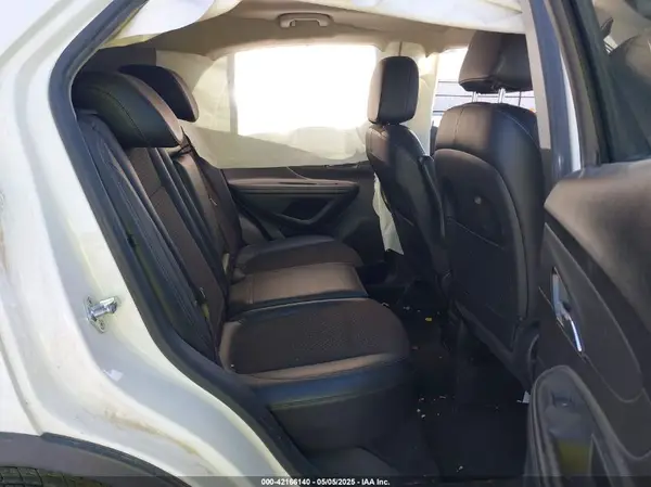 KL4CJESM2MB372354 2021 BUICK ENCORE - Image 8
