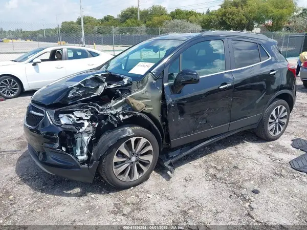 KL4CJESM2NB506555 2022 BUICK ENCORE - Image 2