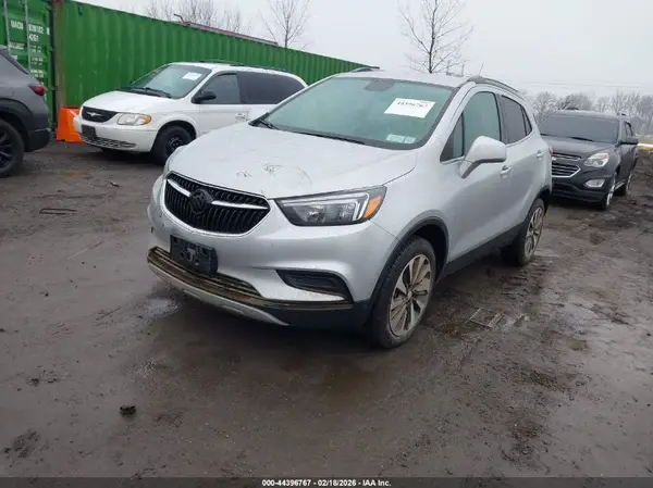 KL4CJESM2NB512677 2022 BUICK ENCORE - Image 2