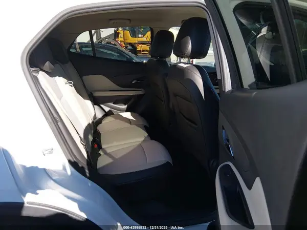 KL4CJESM2NB546585 2022 BUICK ENCORE - Image 8