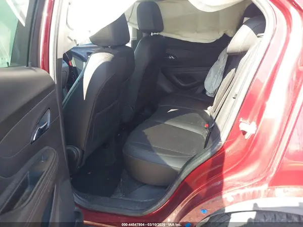 KL4CJESM2NB554248 2022 BUICK ENCORE - Image 8