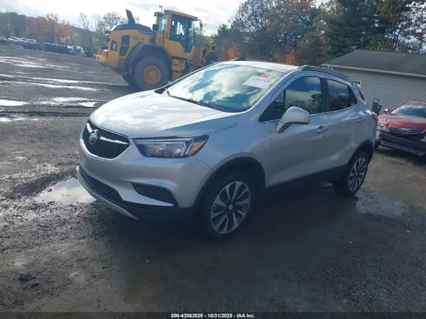 KL4CJESM3MB377093 2021 BUICK ENCORE - Image 2