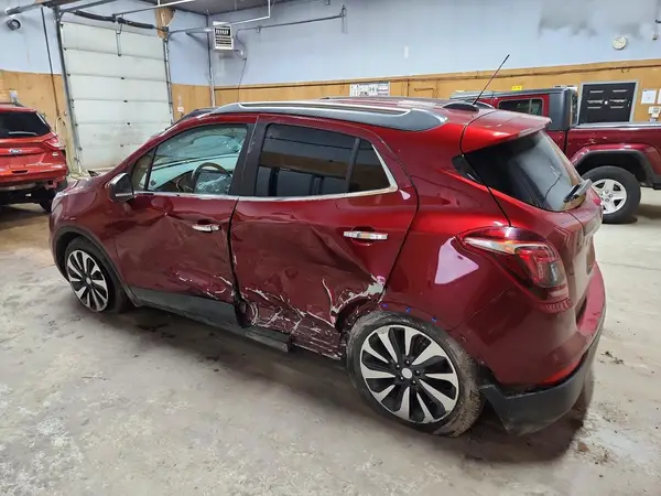 KL4CJESM3NB500490 2022 BUICK ENCORE - Image 2